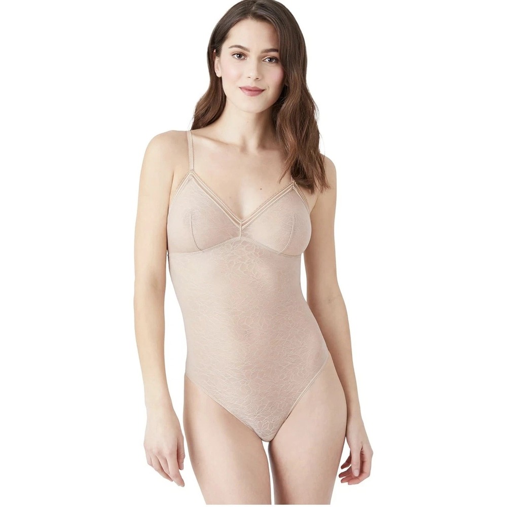 b.tempt'd by Wacoal Womens M Nude Etched in Style Bodysuit Thong 936225 NWT